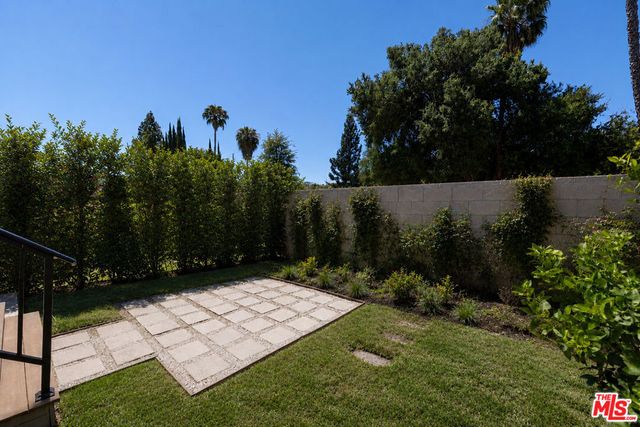 22320 Itasca Street, Chatsworth, CA 91311