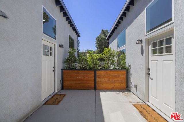 22320 Itasca Street, Chatsworth, CA 91311