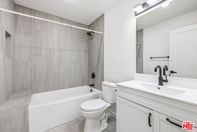 22320 Itasca Street, Chatsworth, CA 91311