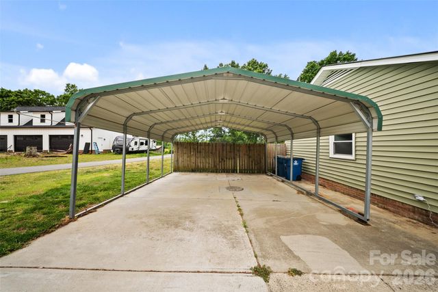3832 Elkwood Court, Concord, NC 28025