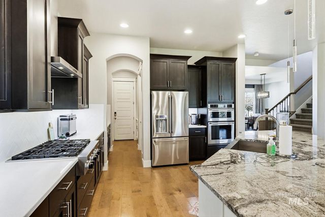 2097 N World Cup Way, Eagle, ID 83616