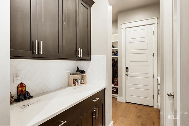 2097 N World Cup Way, Eagle, ID 83616