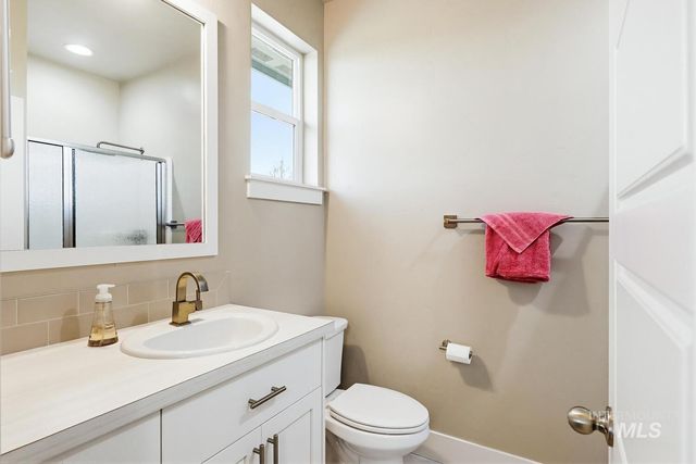 2097 N World Cup Way, Eagle, ID 83616