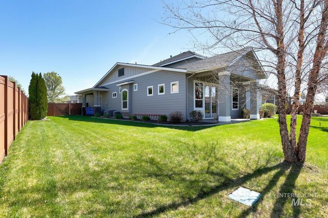2097 N World Cup Way, Eagle, ID 83616