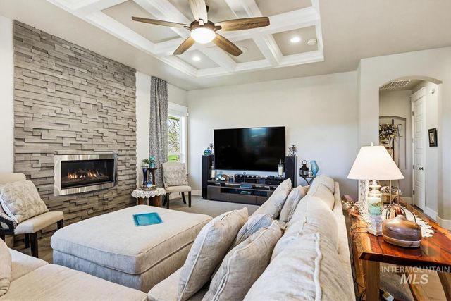 2097 N World Cup Way, Eagle, ID 83616