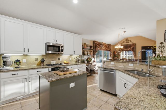 7201 Northern Lights Court, Plano, TX 75074
