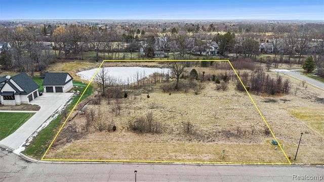 unit 20 Fairway Trail, Grand Blanc, MI 48439