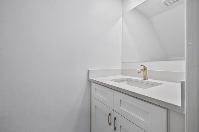 9005 PEBBLE CREEK DRIVE, Tampa, FL 33647