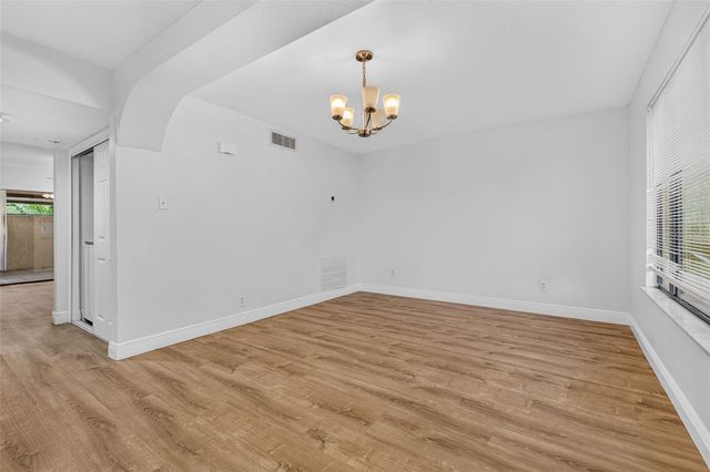 9005 PEBBLE CREEK DRIVE, Tampa, FL 33647