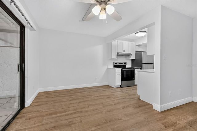 9005 PEBBLE CREEK DRIVE, Tampa, FL 33647