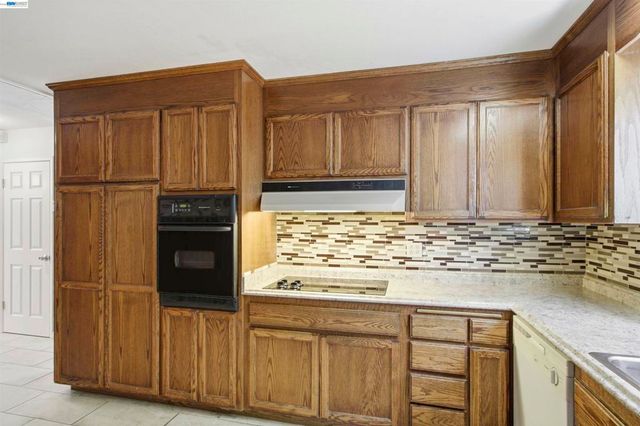 4426 Sacramento Ave, Fremont, CA 94538