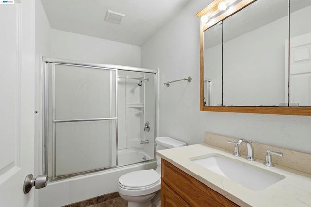 4426 Sacramento Ave, Fremont, CA 94538