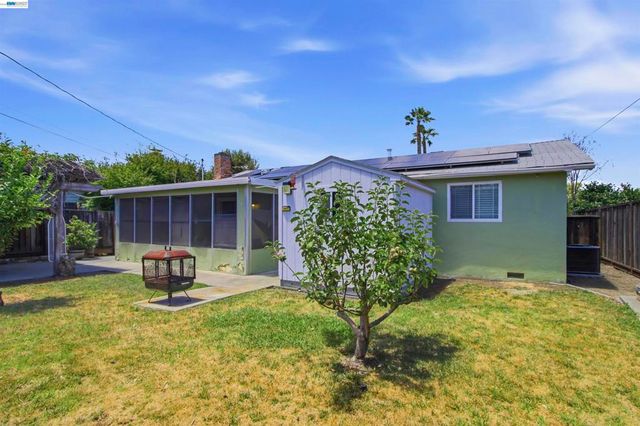 4426 Sacramento Ave, Fremont, CA 94538