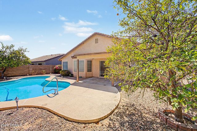 17807 N Juneberry Drive, Surprise, AZ 85374