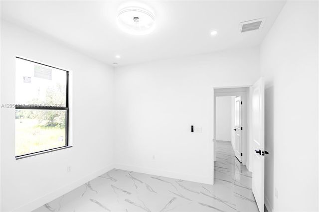 536 Rayford, Lehigh Acres, FL 33974