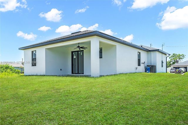 536 Rayford, Lehigh Acres, FL 33974