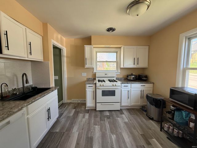 1417 Jackson Street, Jasper, IN 47546