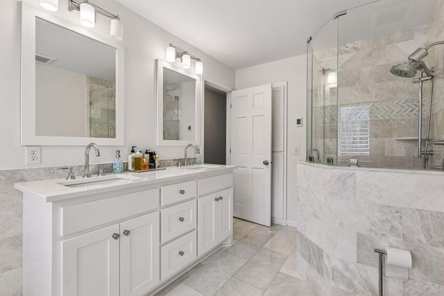 2107 Windsong Circle, Minnetonka, MN 55391