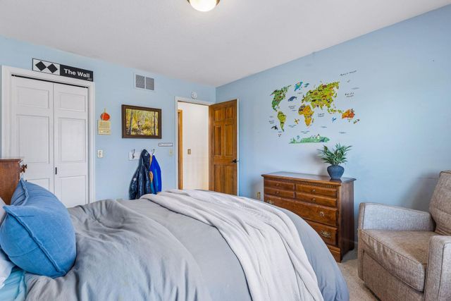 2107 Windsong Circle, Minnetonka, MN 55391