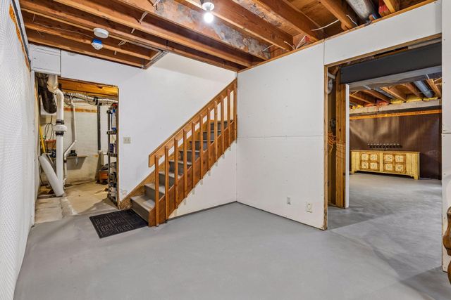 2107 Windsong Circle, Minnetonka, MN 55391