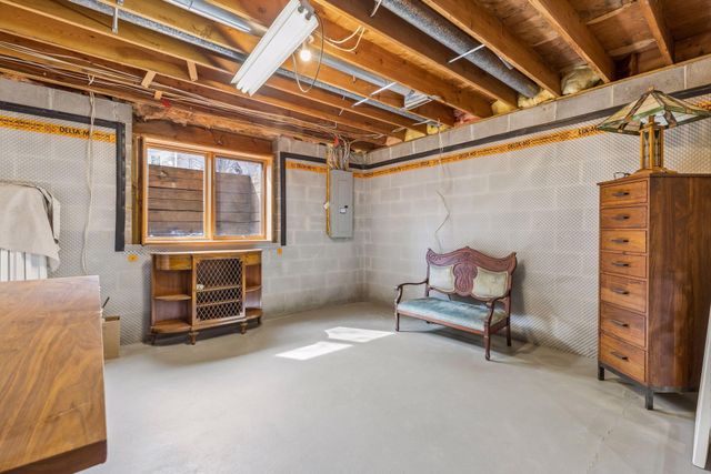 2107 Windsong Circle, Minnetonka, MN 55391