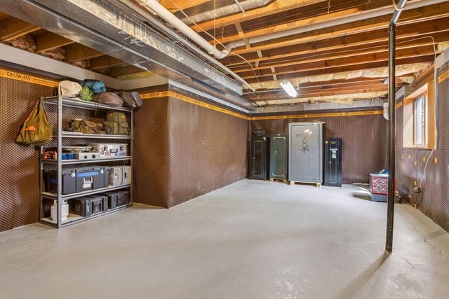 2107 Windsong Circle, Minnetonka, MN 55391