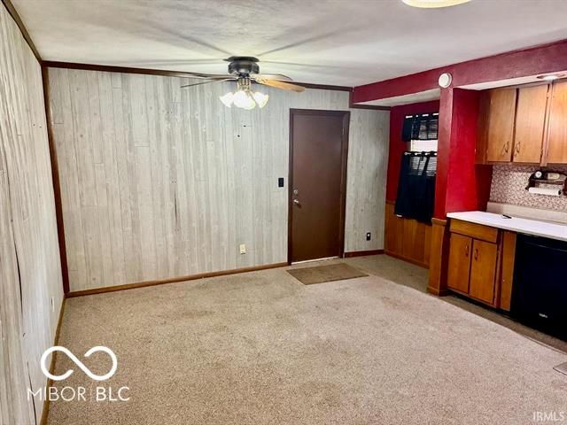 2086 S 300 Road E, Hartford City, IN 47348