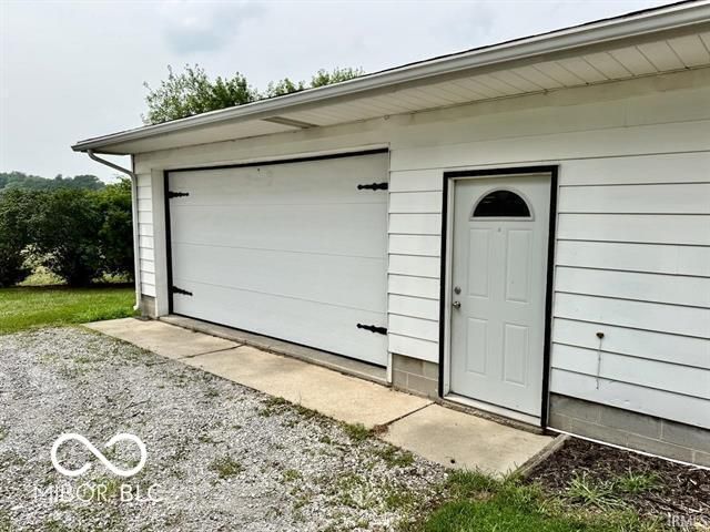 2086 S 300 Road E, Hartford City, IN 47348