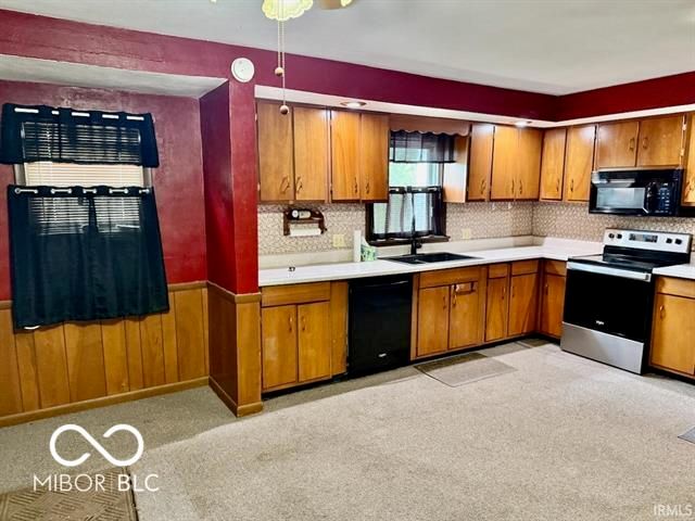 2086 S 300 Road E, Hartford City, IN 47348
