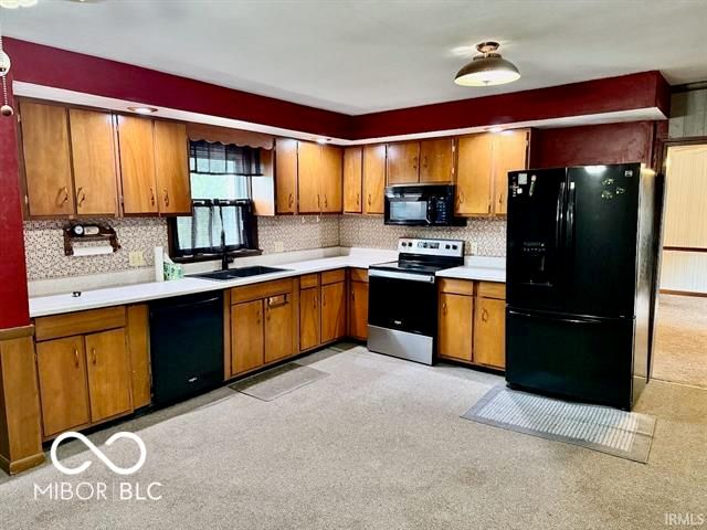 2086 S 300 Road E, Hartford City, IN 47348