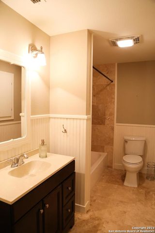 208 S WINSTON LN, Castle Hills, TX 78213