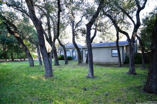 208 S WINSTON LN, Castle Hills, TX 78213