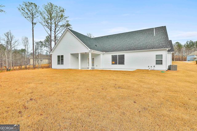 45 Sanders Crossing 13, Newnan, GA 30263