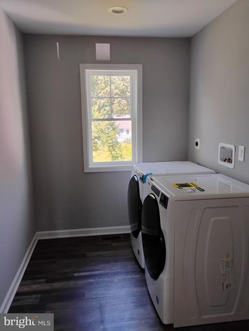 342 BEACH AVE, Pasadena, MD 21122