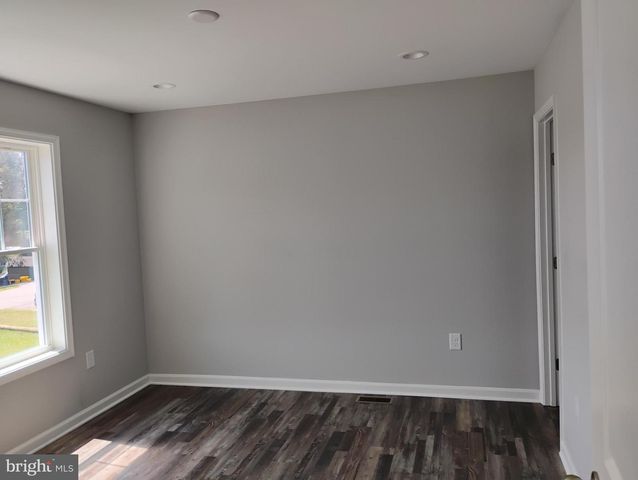 342 BEACH AVE, Pasadena, MD 21122
