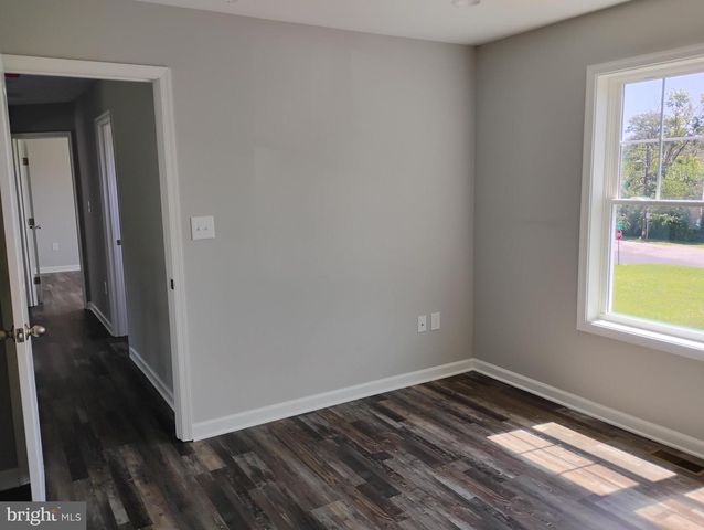 342 BEACH AVE, Pasadena, MD 21122