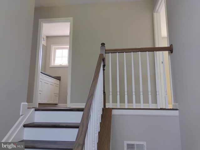 342 BEACH AVE, Pasadena, MD 21122
