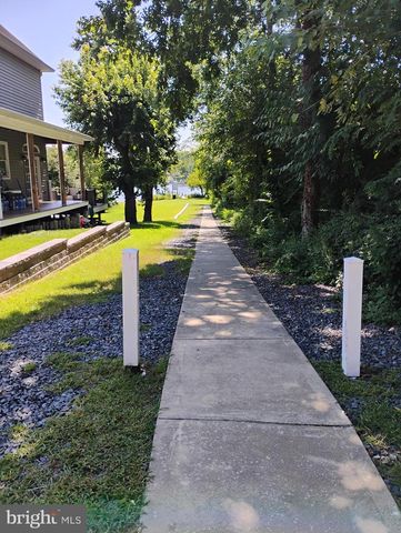 342 BEACH AVE, Pasadena, MD 21122