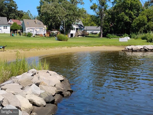 342 BEACH AVE, Pasadena, MD 21122