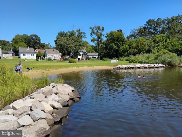 342 BEACH AVE, Pasadena, MD 21122