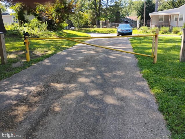 342 BEACH AVE, Pasadena, MD 21122