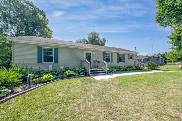 12596 Marilyn Drive, Leroy, MI 49655