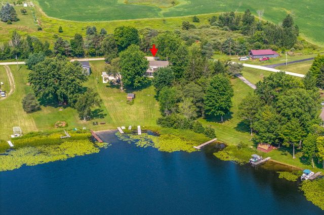 12596 Marilyn Drive, Leroy, MI 49655