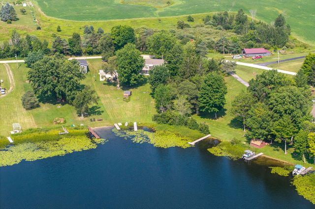 12596 Marilyn Drive, Leroy, MI 49655