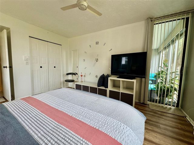 2811 Somerset Drive 206, Lauderdale Lakes, FL 33311