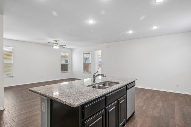 1025 Mason Street, Aubrey, TX 76227