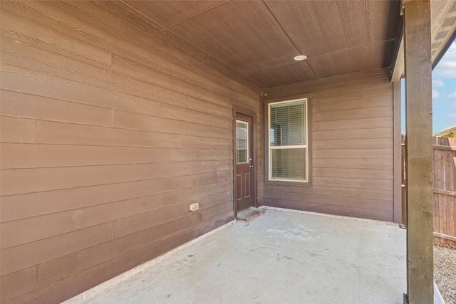1025 Mason Street, Aubrey, TX 76227