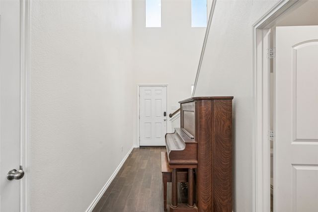 1025 Mason Street, Aubrey, TX 76227
