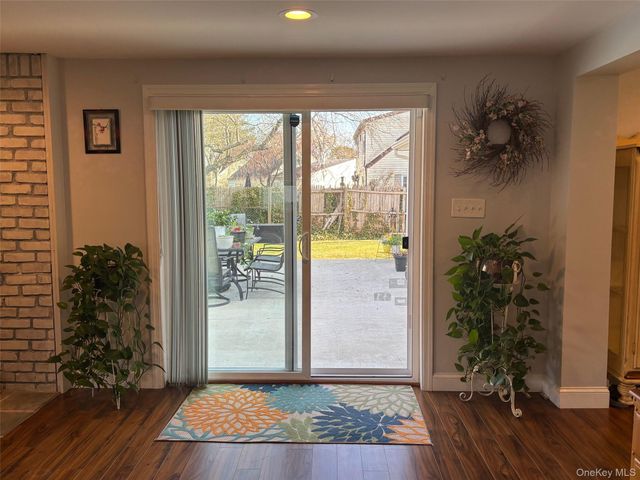 39 Sundial Lane, Bellport, NY 11713