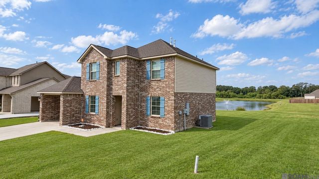 3401 Fountain View Ave, Zachary, LA 70791